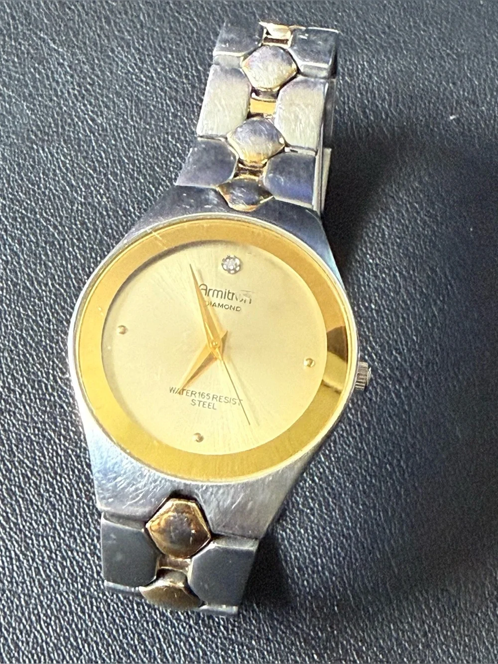 Armitron Diamond Two Tone Watch In Fair Condition Needs A Battery - Picture 2 of 5